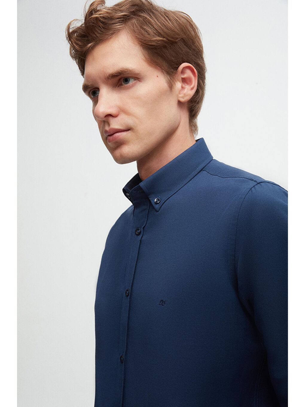 Slim Fit İndigo Oxford Düğmeli Yaka Kolay Ütülenebilir Nakış Detaylı Pamuklu Gömlek-1