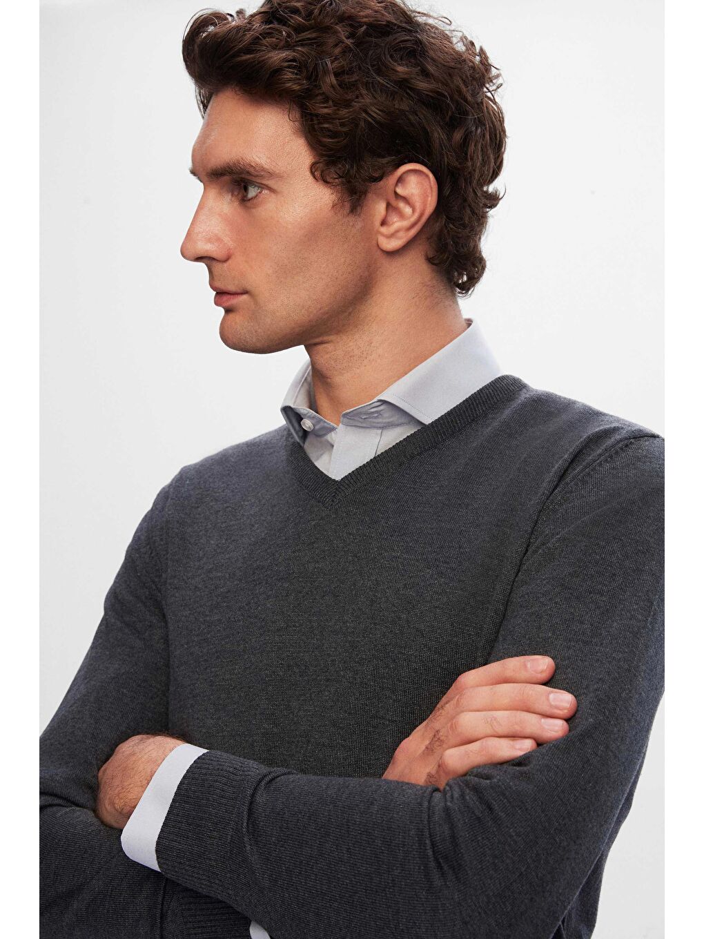 Regular Fit Antrasit Düz V Yaka Triko Kazak-2