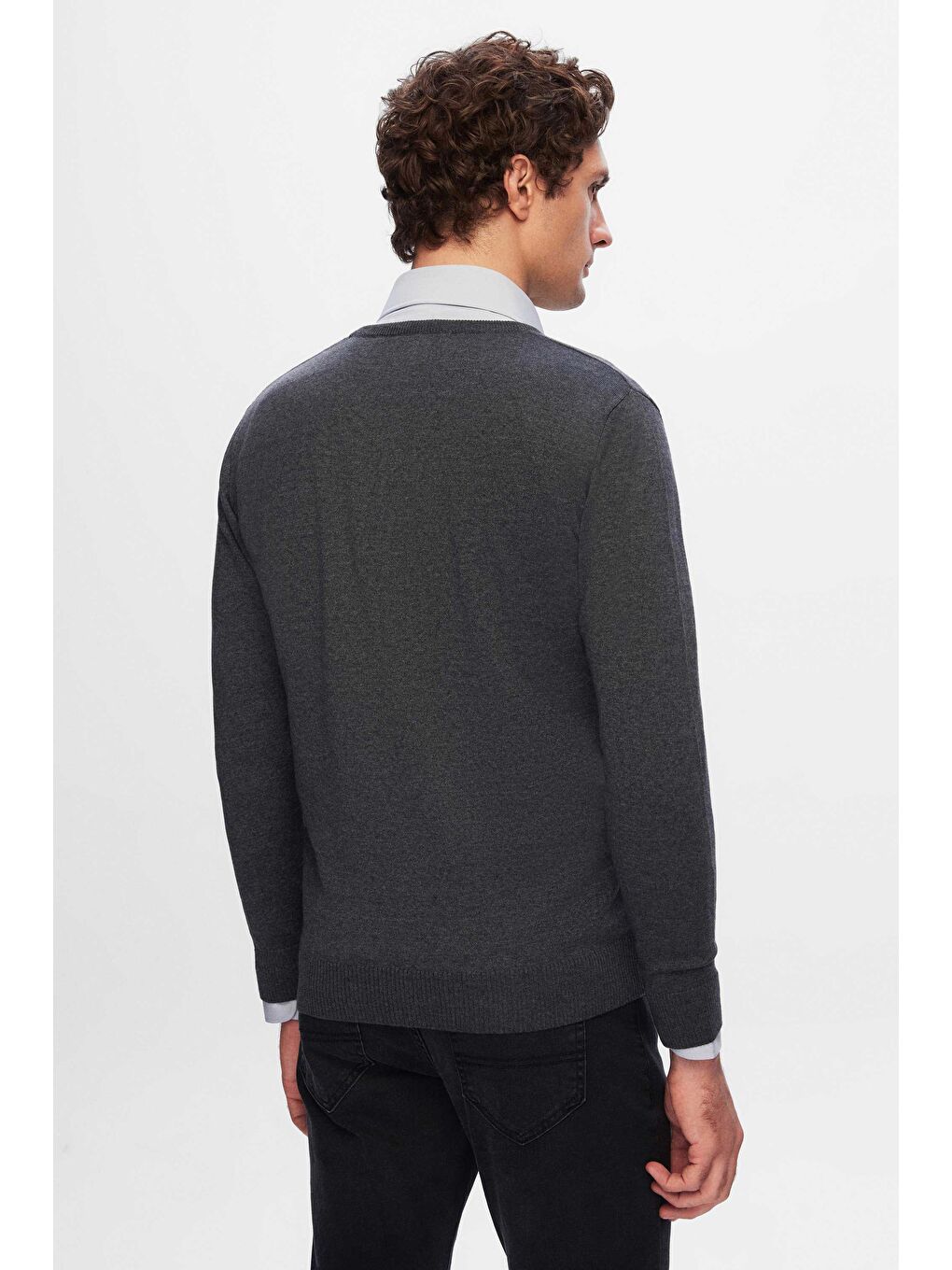 Regular Fit Antrasit Düz V Yaka Triko Kazak-3