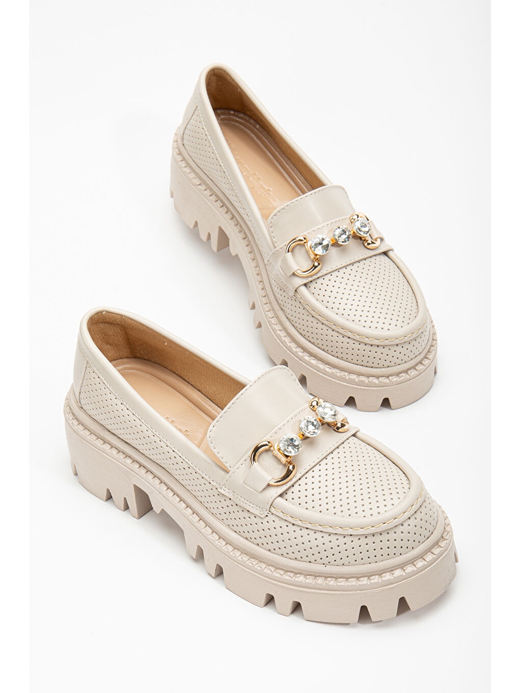 Bej Kadın Ten Cilt Rahat Kalıp Önü Tokalı Kalın Taban Loafer-2