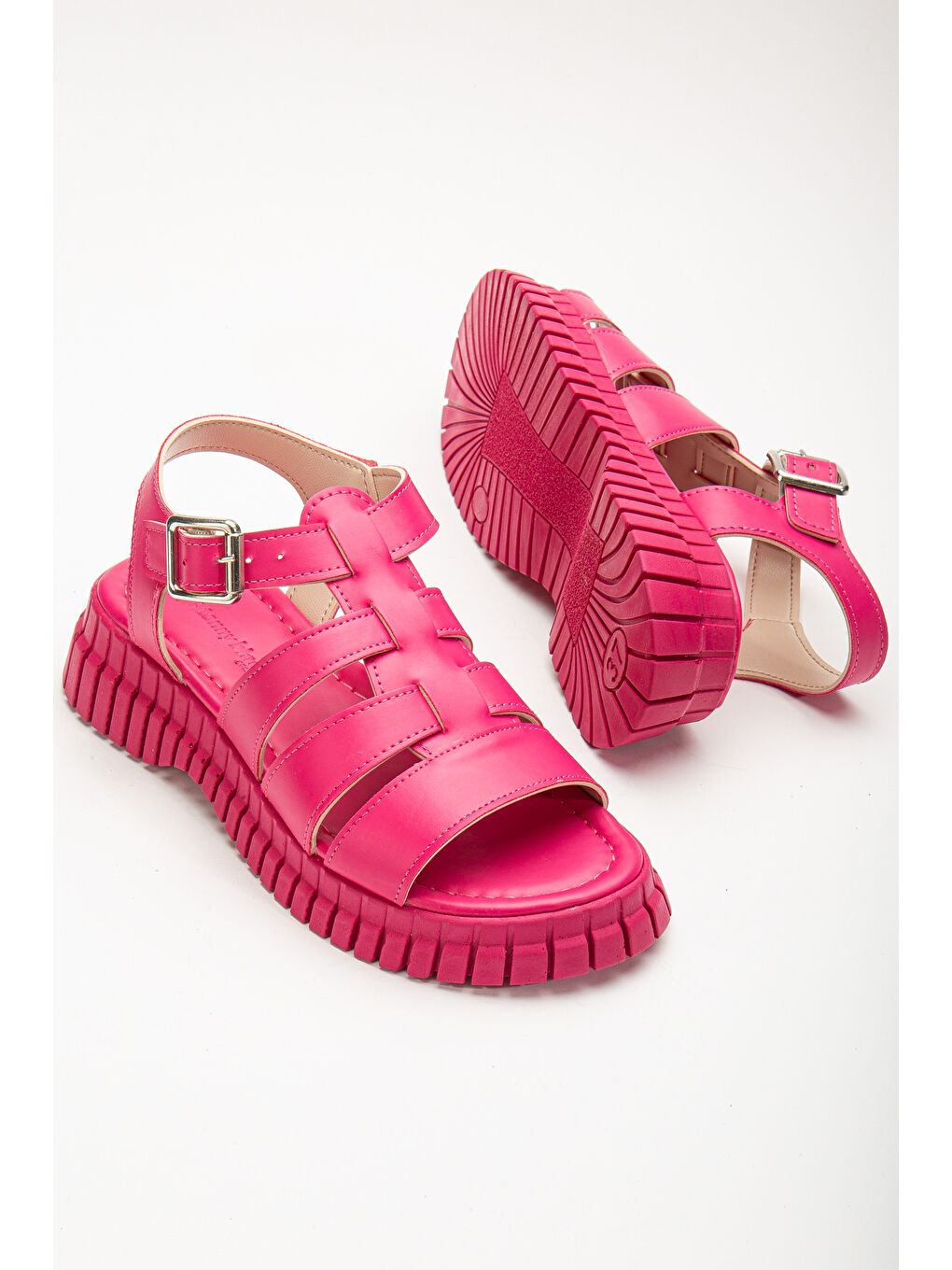 Kadın Fuşya Bilekten Bağlamalı Üç Bantlı Poli Yüksek Taban Sandalet