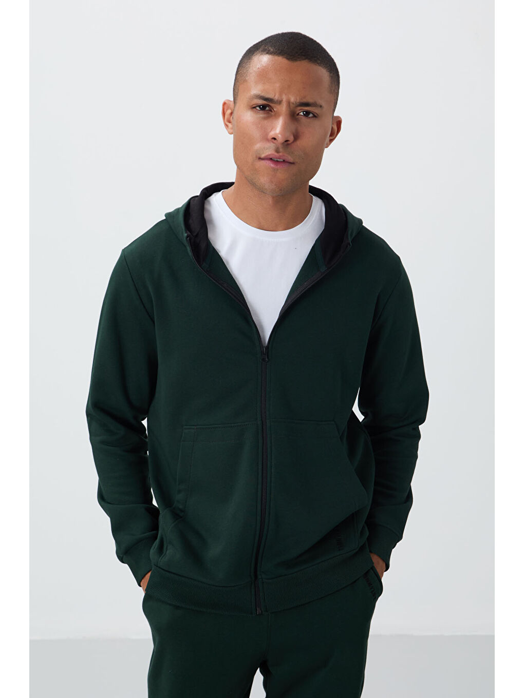 Çam Yeşil Kompakt Pamuklu Kalın Pürüzsüz Dokulu Kapüşonlu Comfort Fit Erkek Eşofman Takım   85262-4