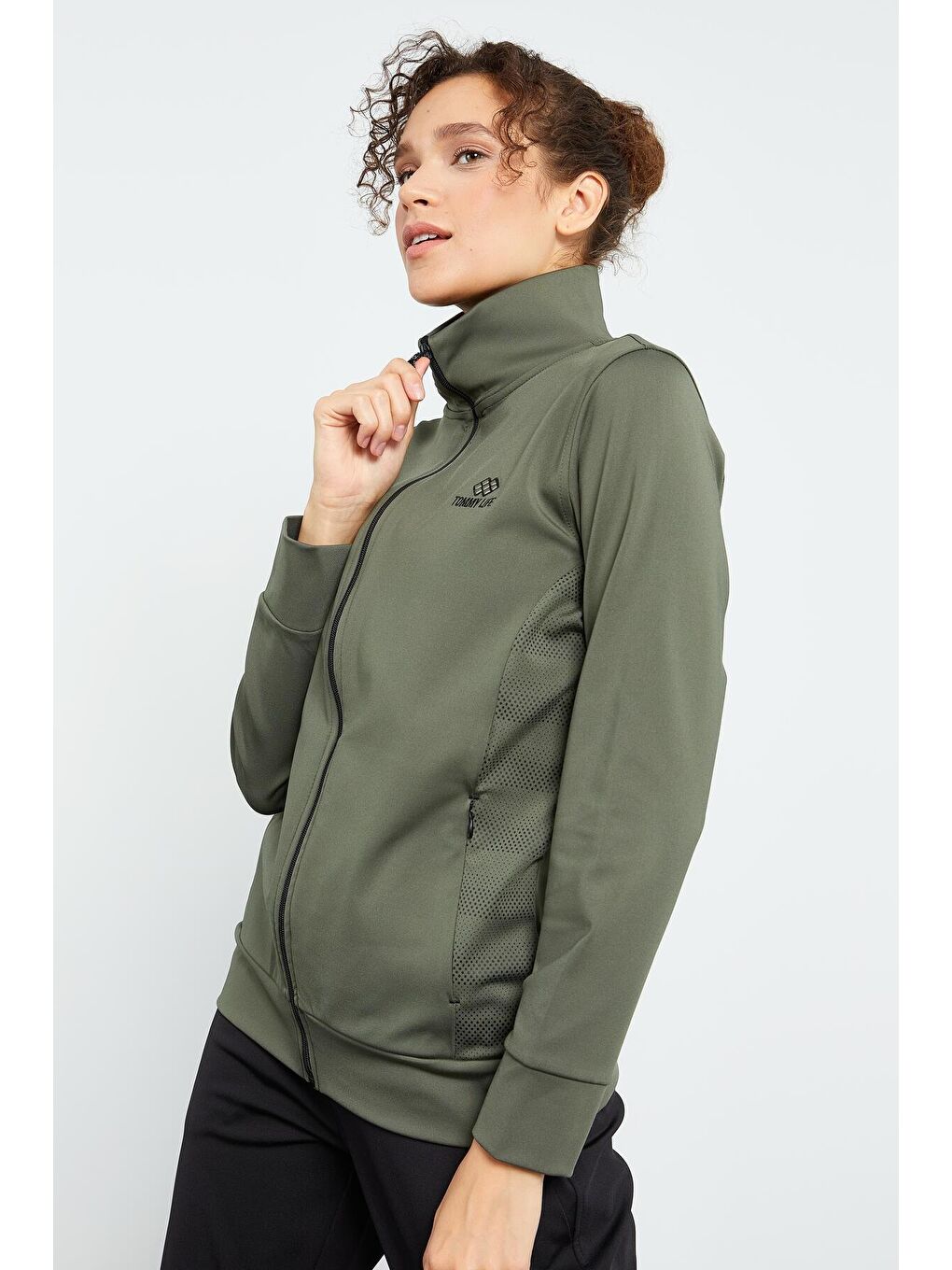 Çağla - Siyah Ters Fermuarlı Dalgıç Kumaş Standart Kalıp Jogger Kadın Eşofman Takımı - 95272-3