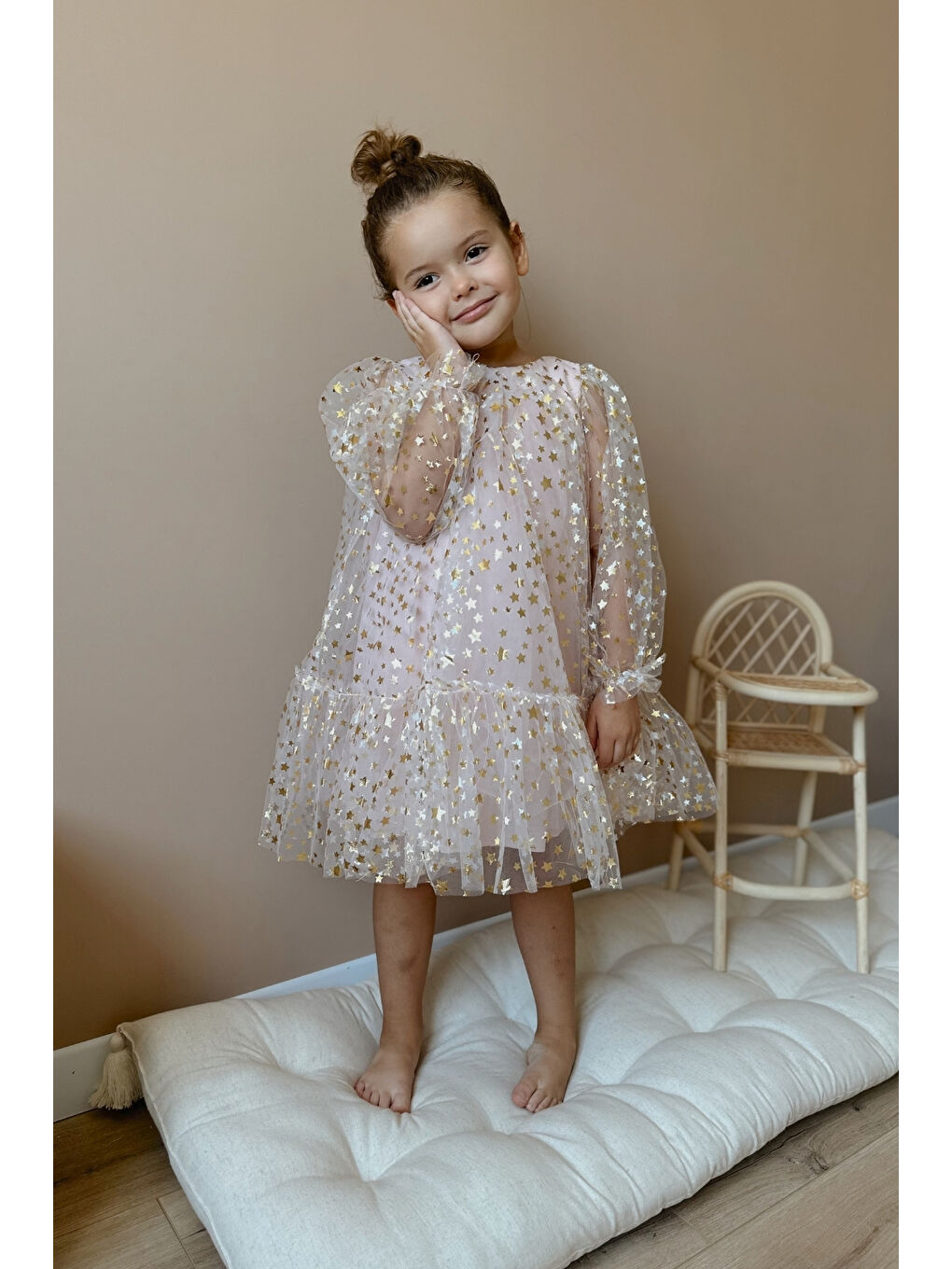 Pembe Pudra Balon Kollu Yıldız Baskılı Kız Çocuk Elbise - Daria-1