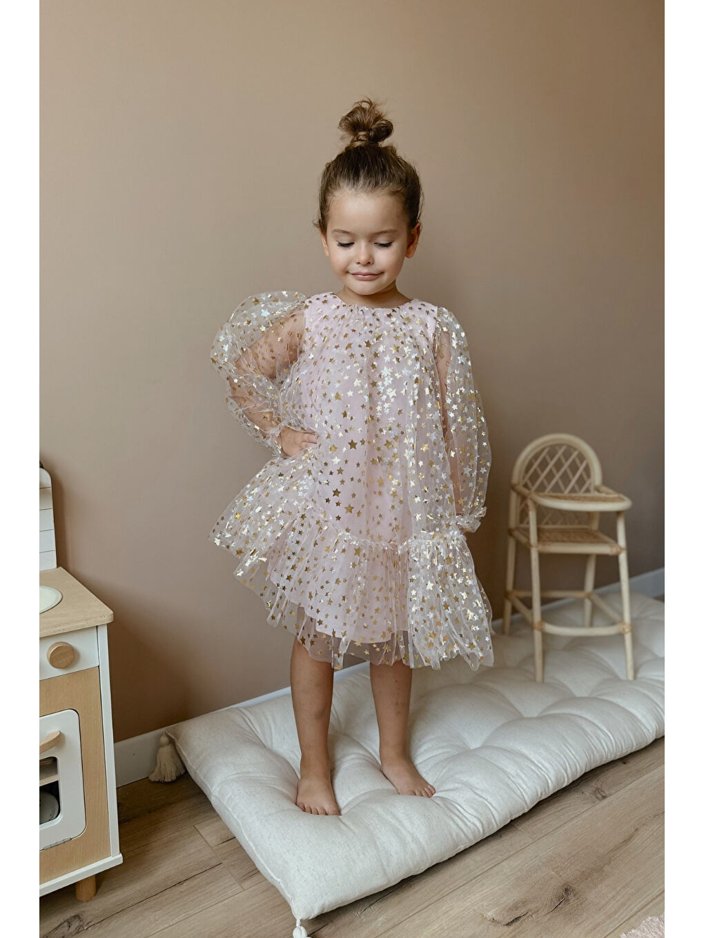 Pembe Pudra Balon Kollu Yıldız Baskılı Kız Çocuk Elbise - Daria-2
