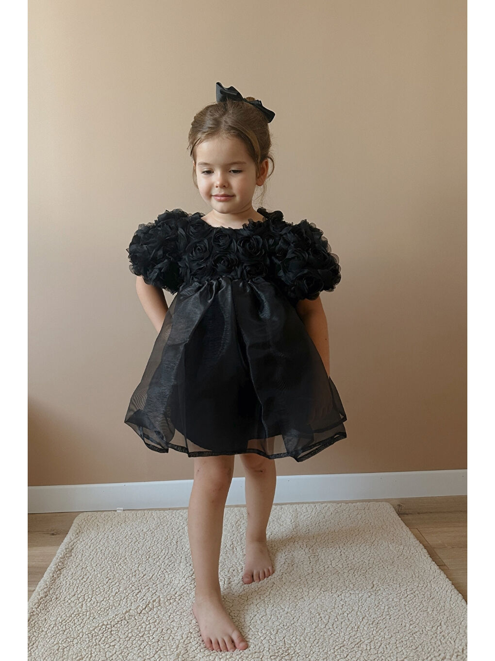 Siyah Gül Detaylı Tül Etekli Kız Çocuk Elbise - Nelia-1