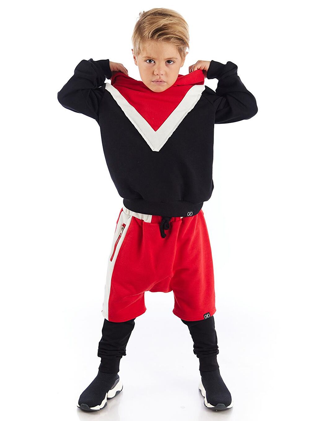 Kırmızı End Nakışlı Erkek Çocuk Şort Pantolon