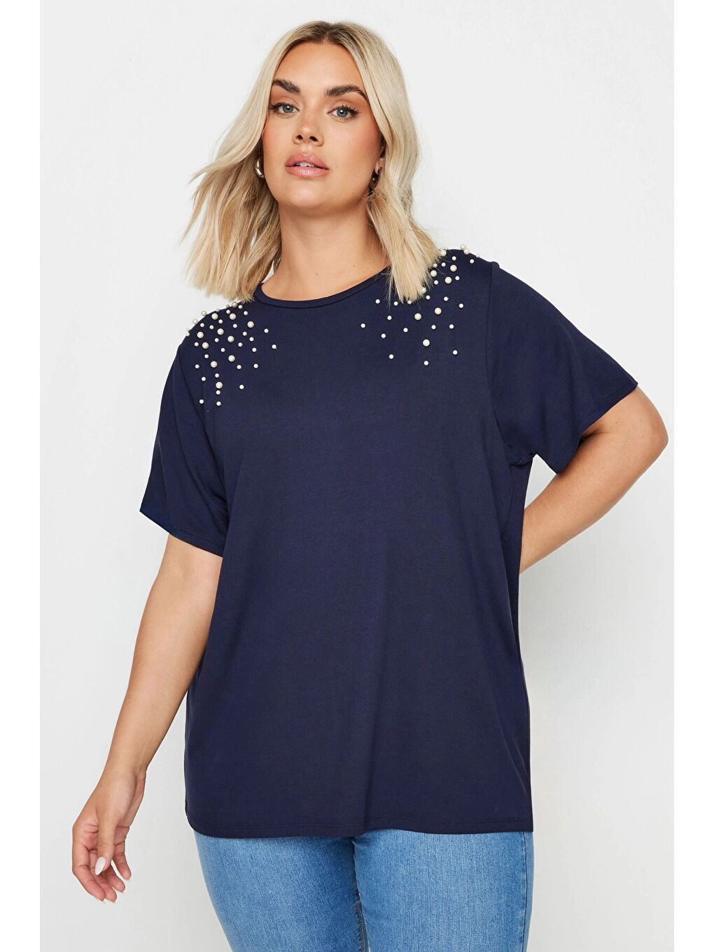 Lacivert Büyük Beden Bisiklet Yaka Kısa Kollu İnci İşlemeli Tişört 321885