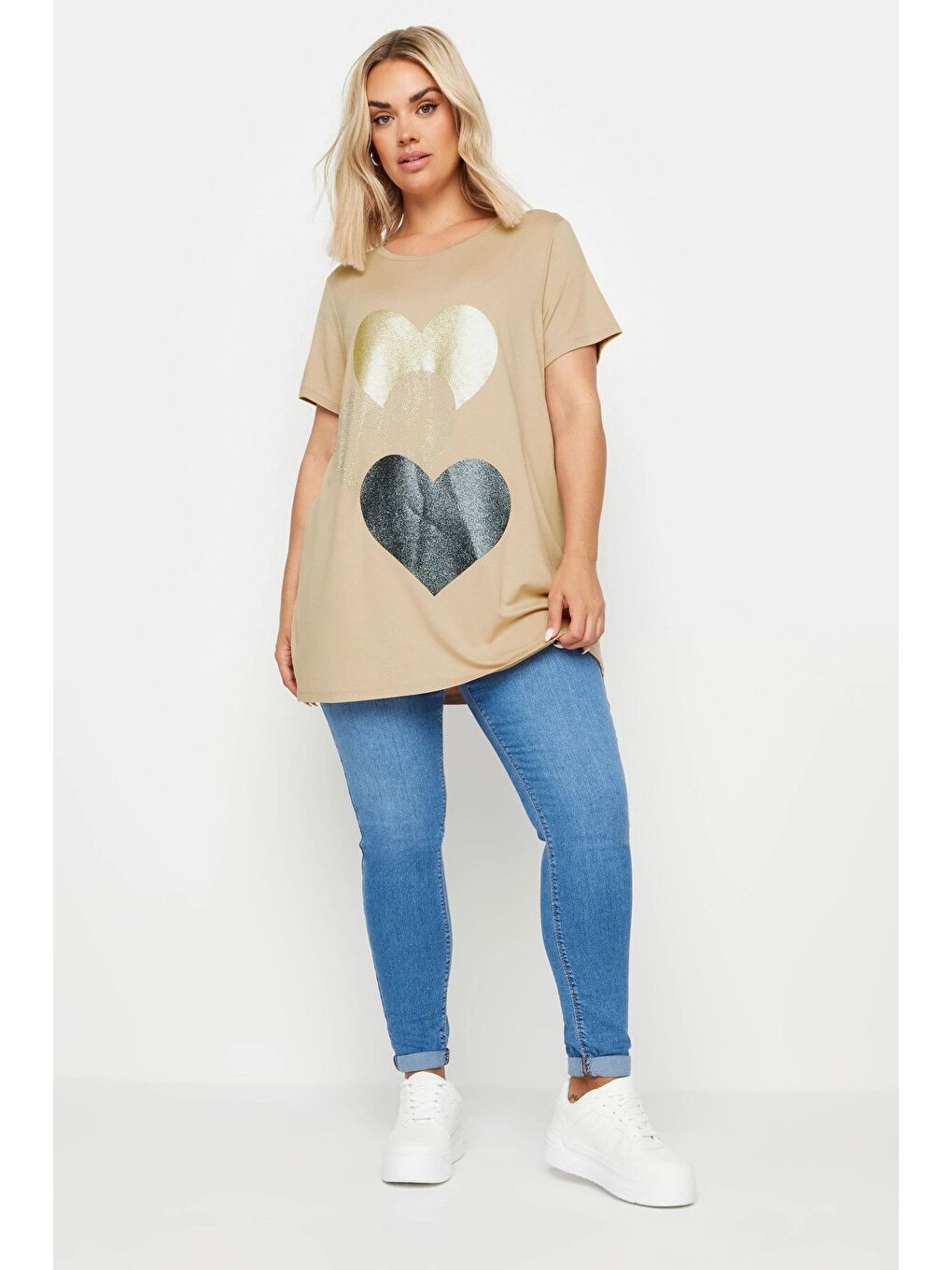 Bej Büyük Beden Bisiklet Yaka Kısa Kollu Parıltılı Baskılı Tişört 302277-1