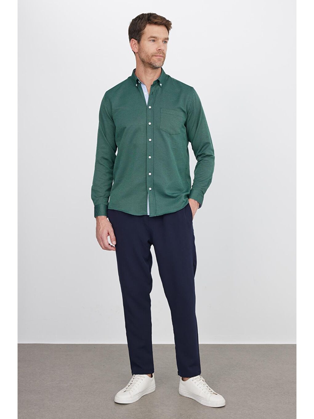 Haki Klasik Fit Uzun Kollu Düğmeli Yaka Pamuklu Kolay Ütü Oxford Düz Erkek Gömlek-5