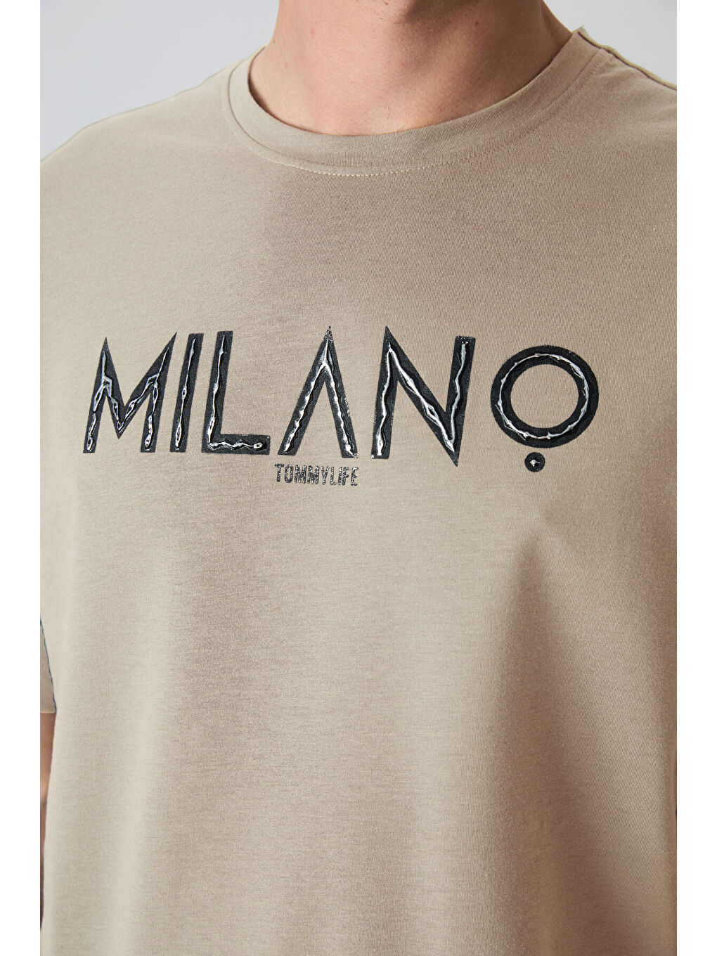 Bej Pamuklu Kalın Yumuşak Dokulu Oversize Fit Baskılı Erkek Tişört - 88345-4
