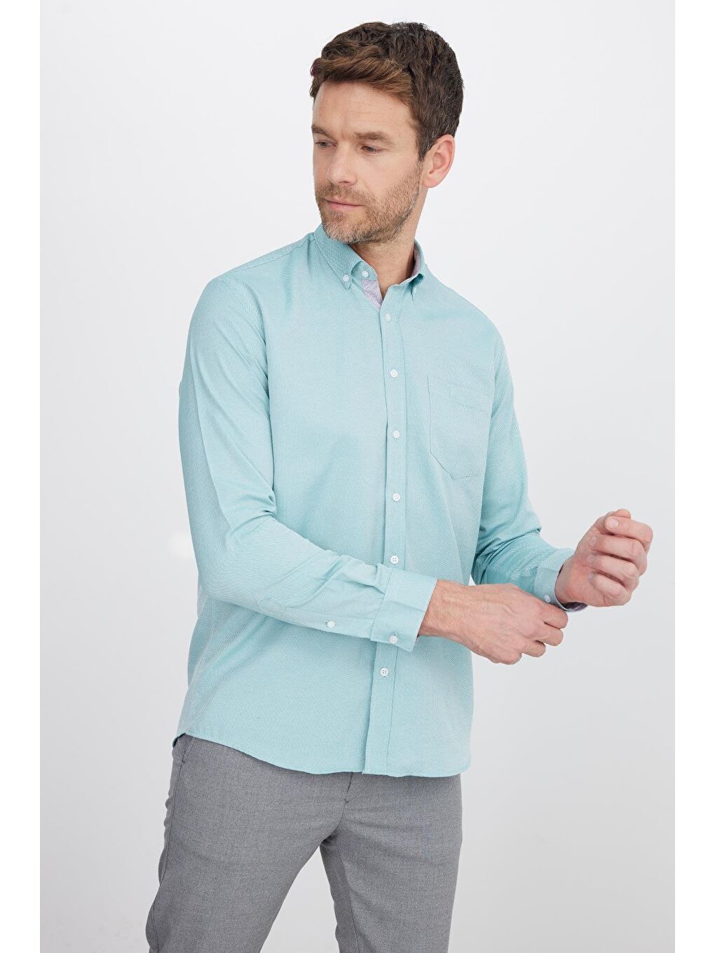 Yeşil Klasik Fit Uzun Kollu Düğmeli Yaka Pamuklu Kolay Ütü Oxford Düz Erkek Gömlek-4