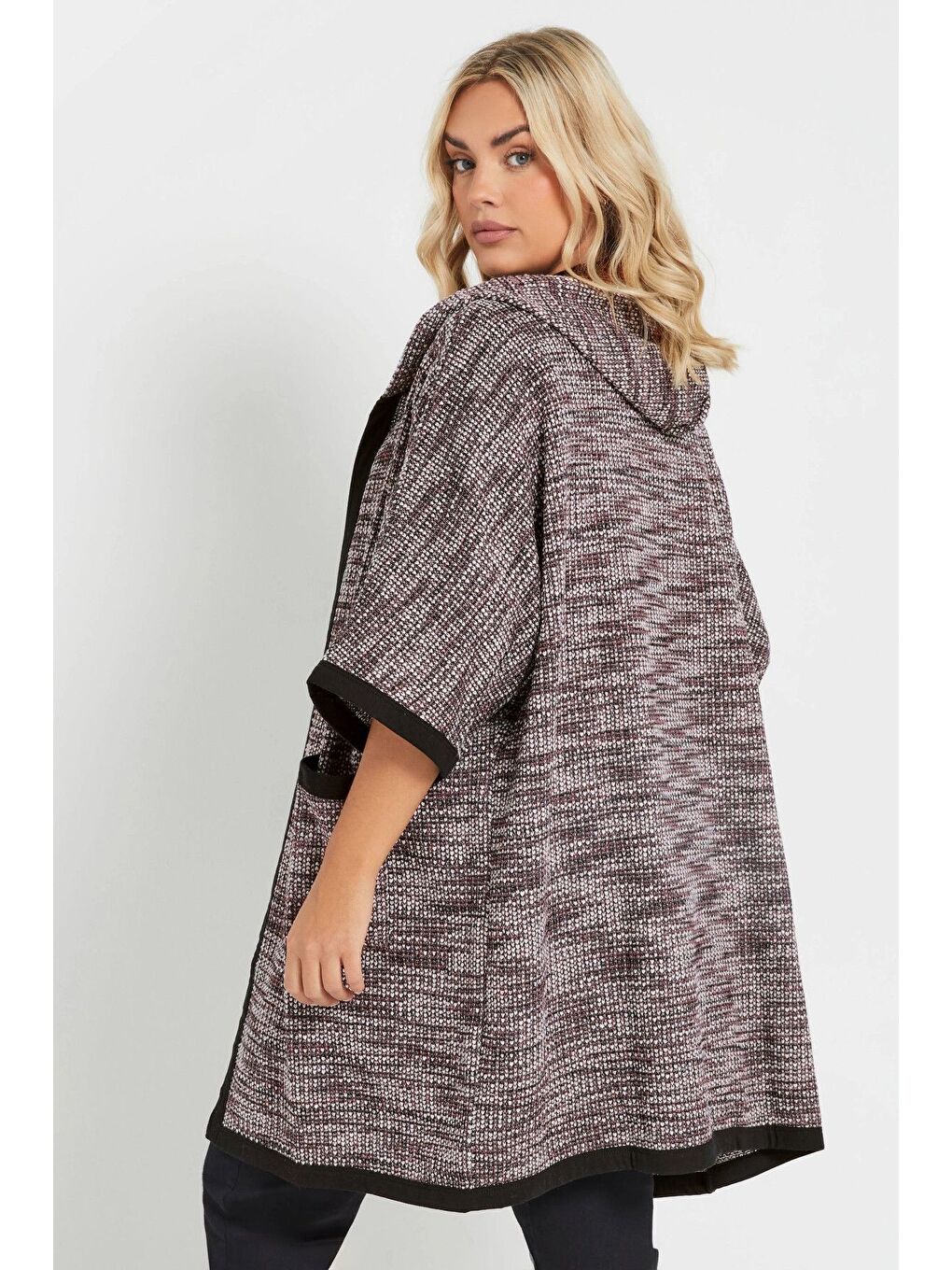 Bordo Büyük Beden Yumuşak Dokulu Yarım Kollu Cepli Kapüşonlu Hırka 301796-4