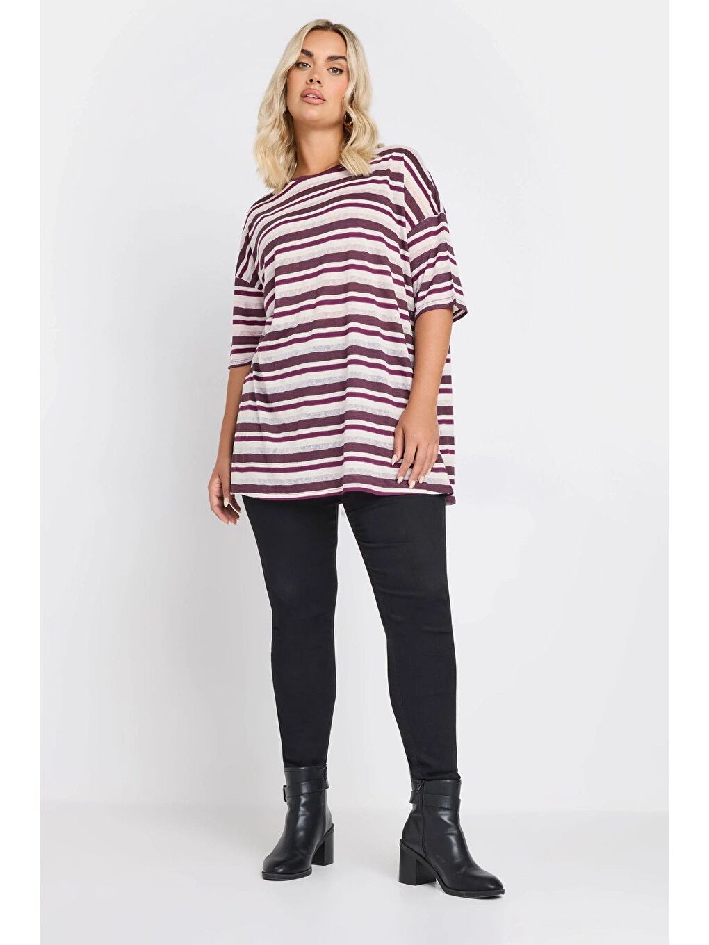 Mor Büyük Beden Yanları Yırtmaçlı Kısa Kollu Bisiklet Yaka Çizgili Tişört 303668-3
