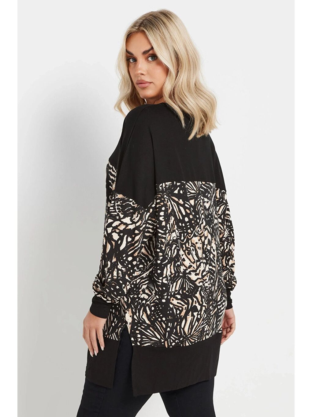 Siyah Büyük Beden V Yaka Uzun Kollu Bileği Lastikli Yırtmaçlı Bluz 303724-4