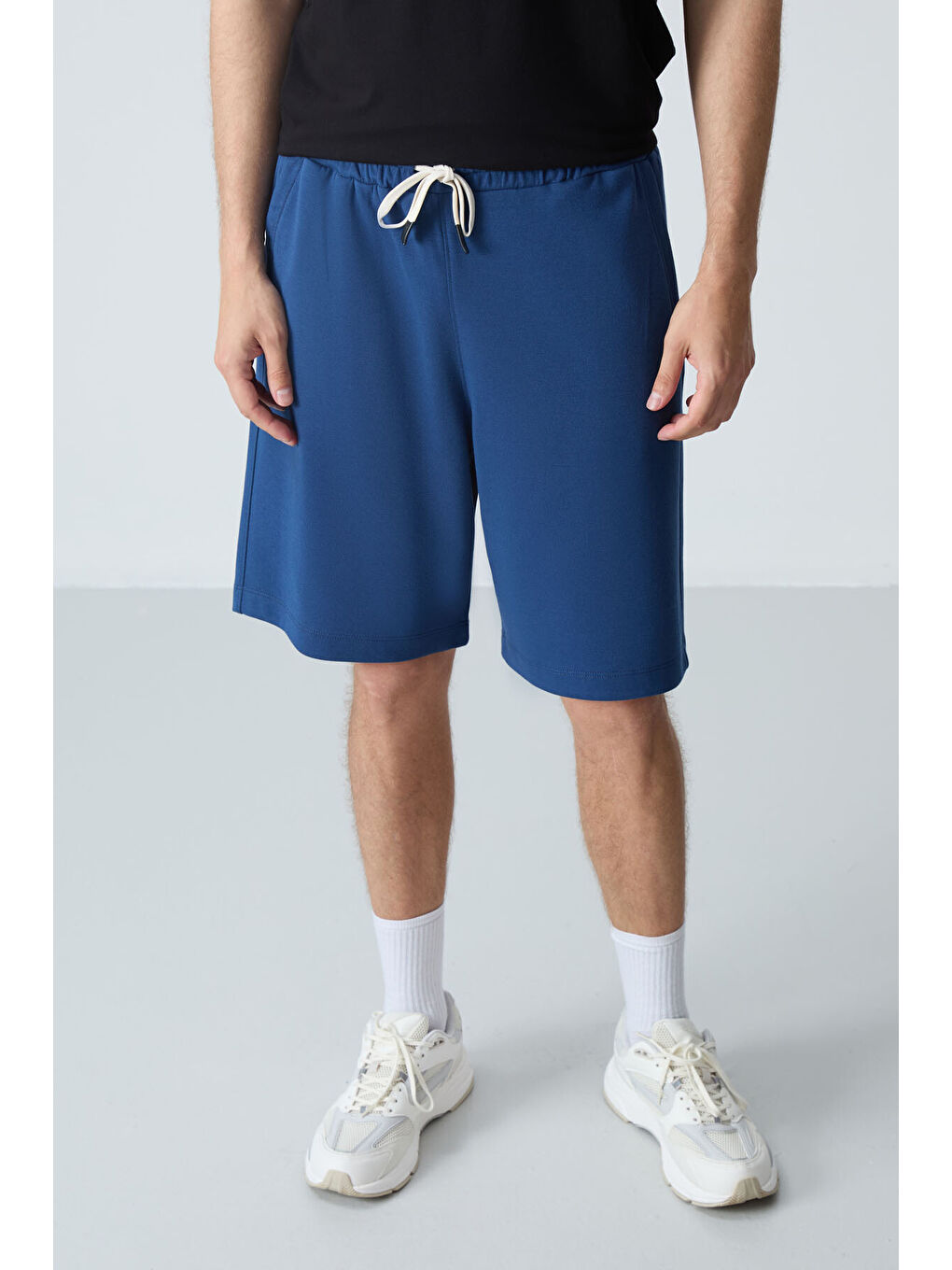 Lacivert Parlament Pamuklu Kalın Yumuşak Dokulu Standart Fit Basic Erkek Şort  - 81275-6
