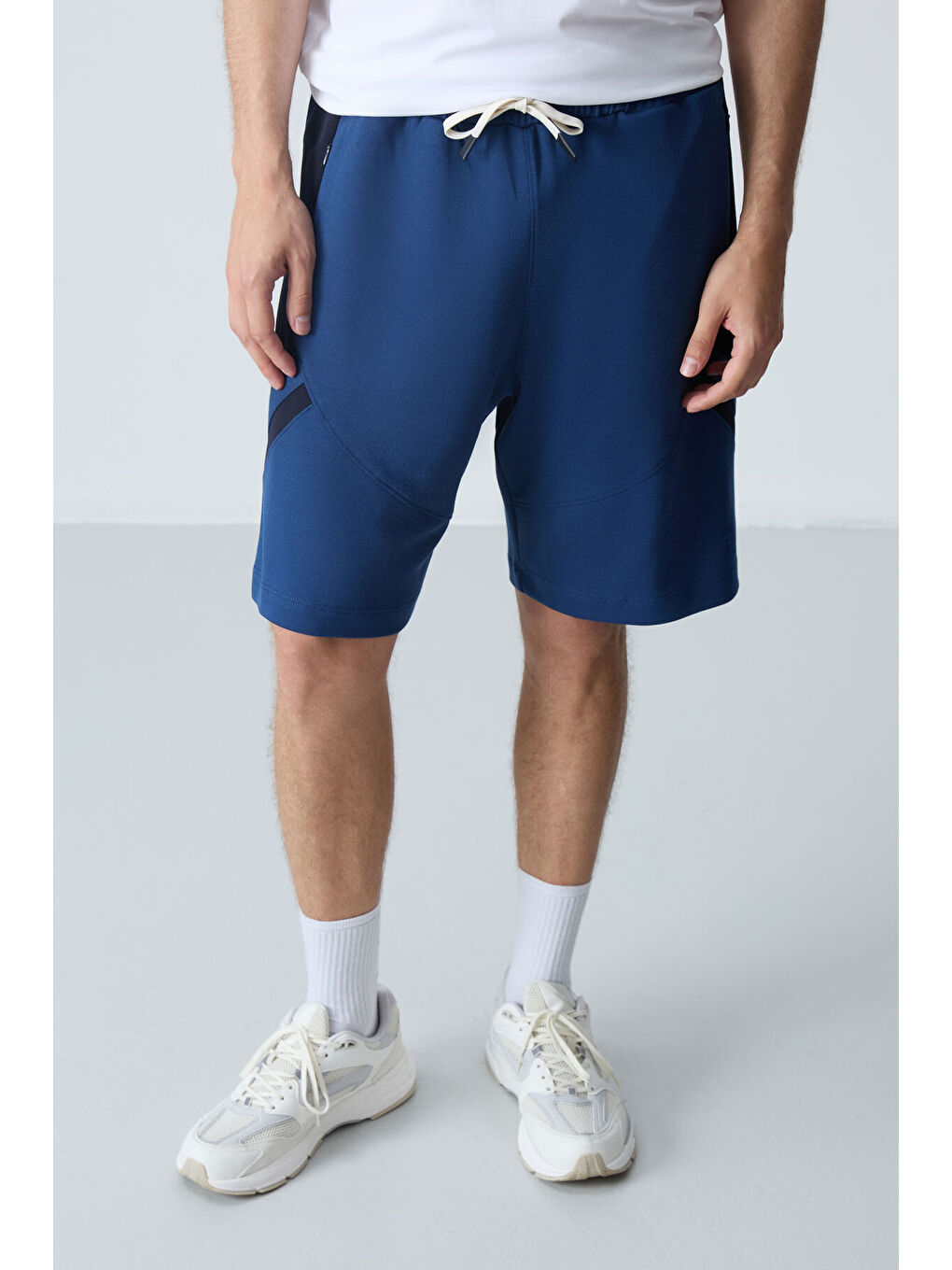 Lacivert Parlament Pamuklu Kalın Yumuşak Dokulu Standart Fit Basic Erkek Şort  - 81281-6
