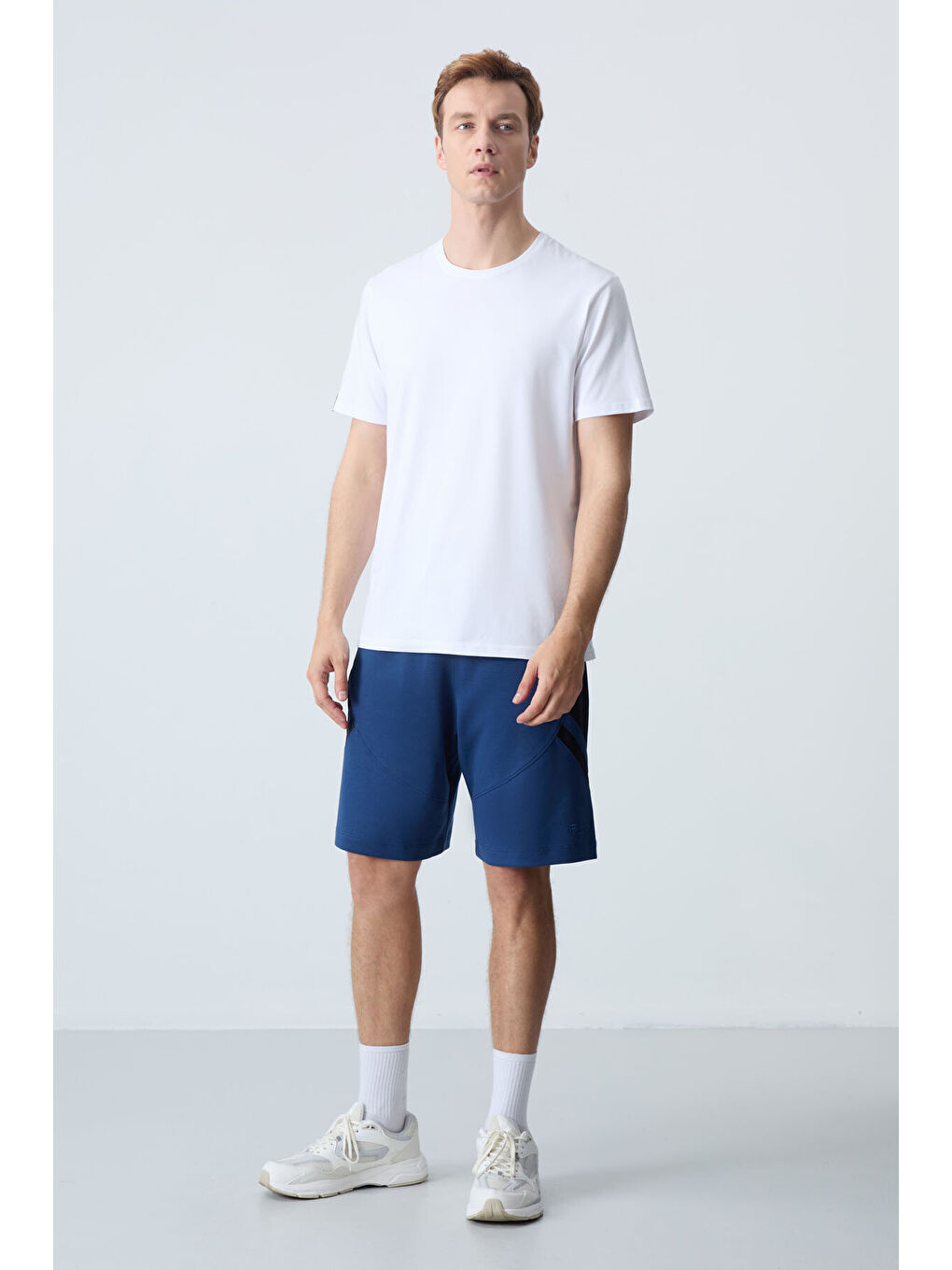 Lacivert Parlament Pamuklu Kalın Yumuşak Dokulu Standart Fit Basic Erkek Şort  - 81281-8