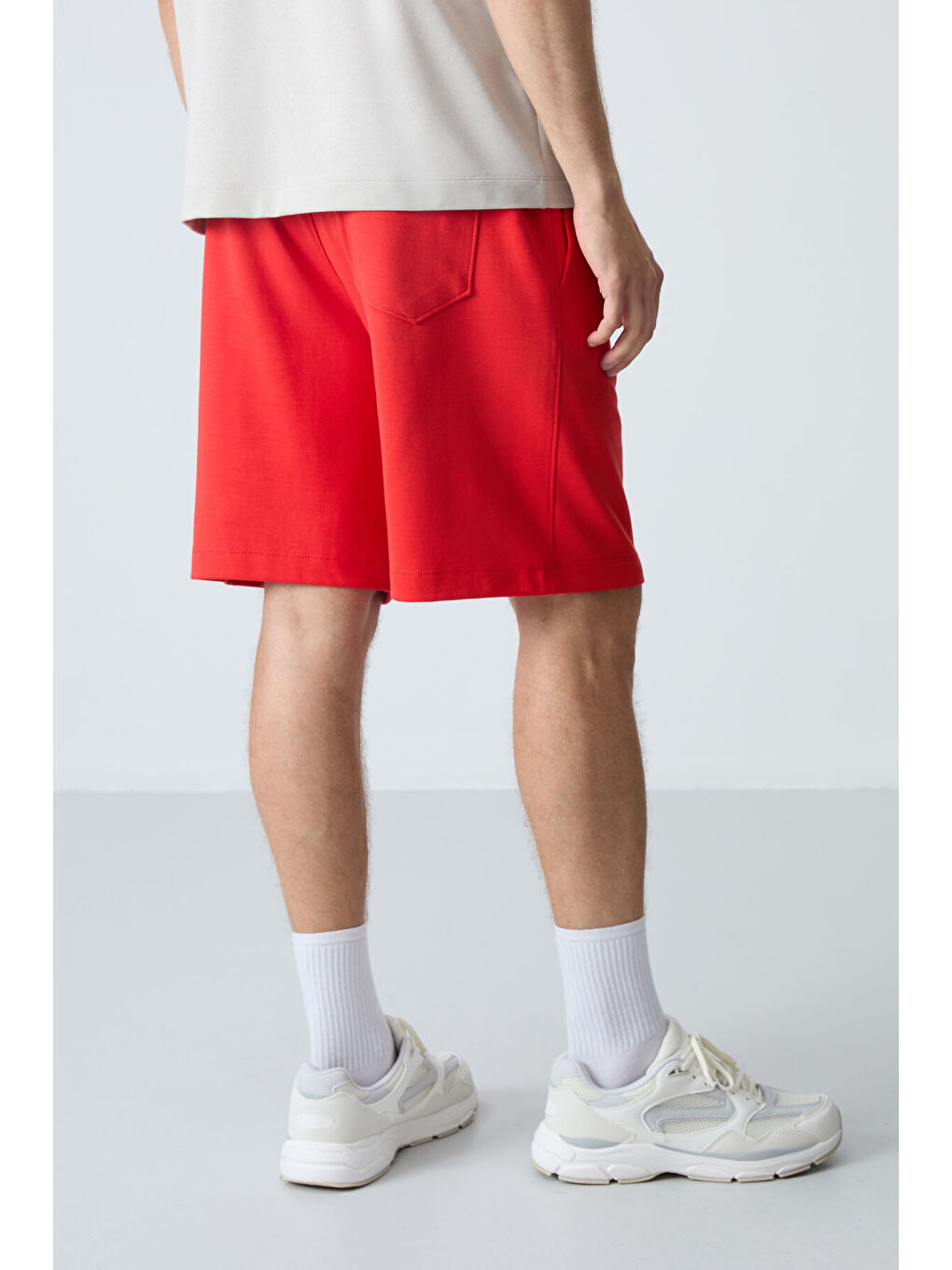 Kırmızı Fiesta Pamuklu Kalın Yumuşak Dokulu Standart Fit Basic Erkek Şort  - 81275-8