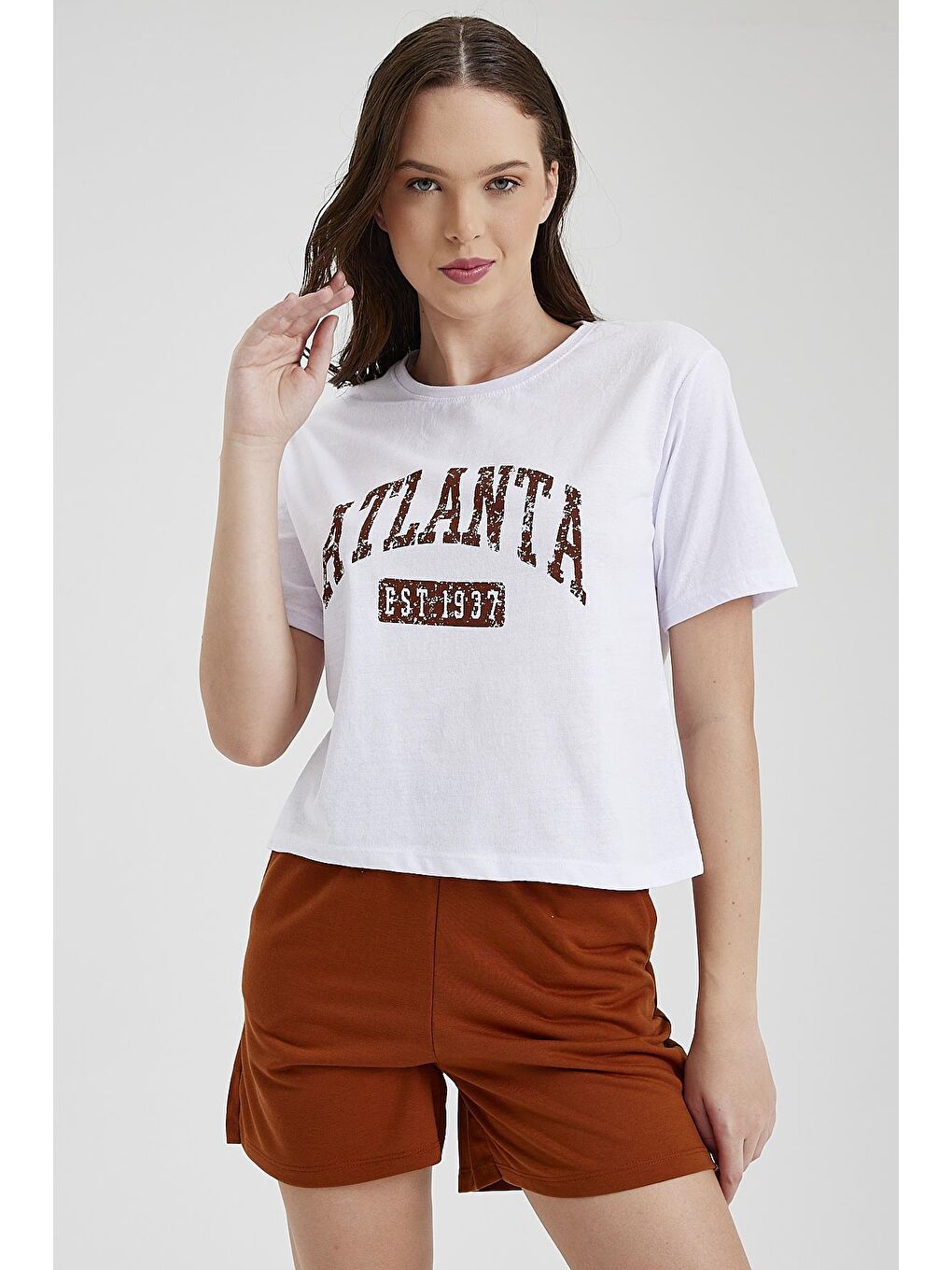 Kahverengi Kadın Yazı Baskılı Tişört-1