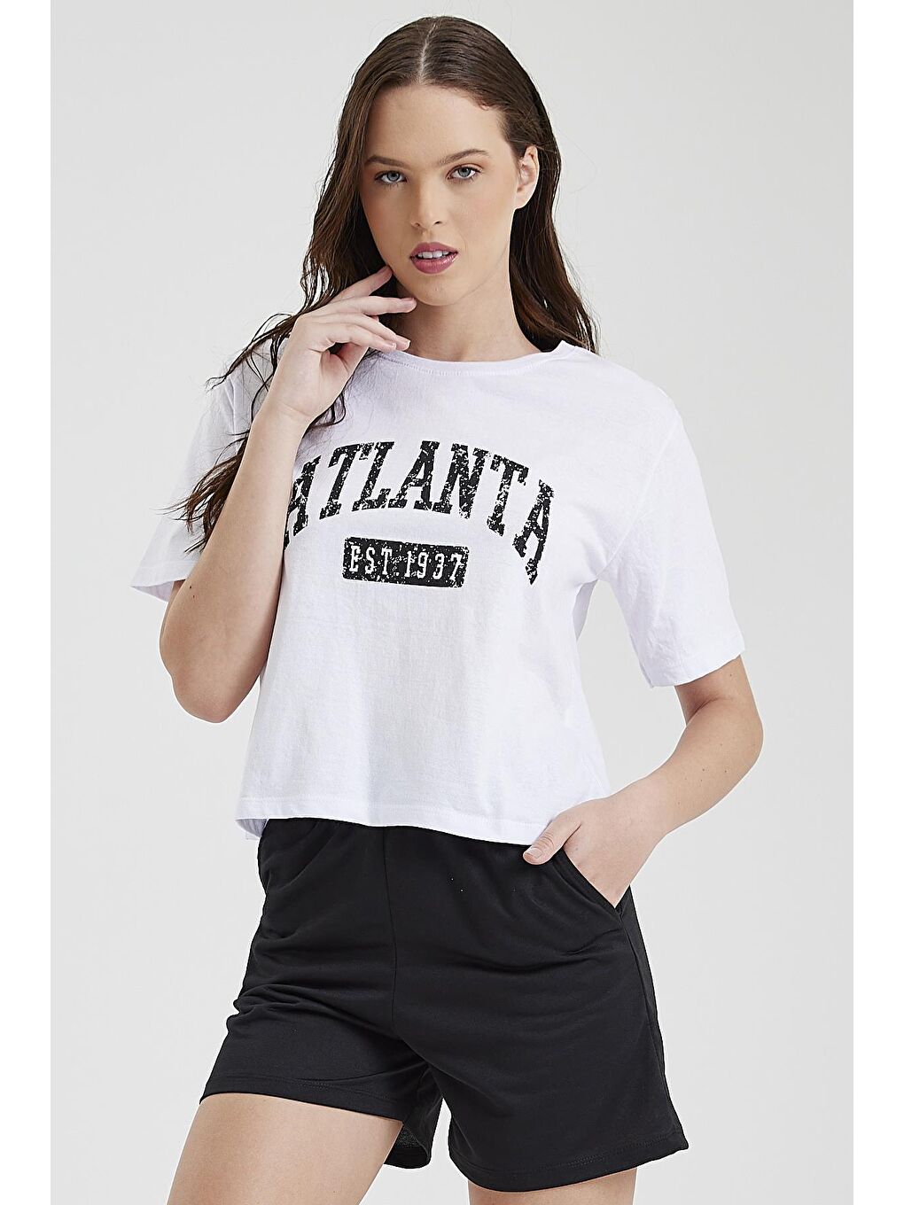 Siyah Kadın Yazı Baskılı Tişört-3