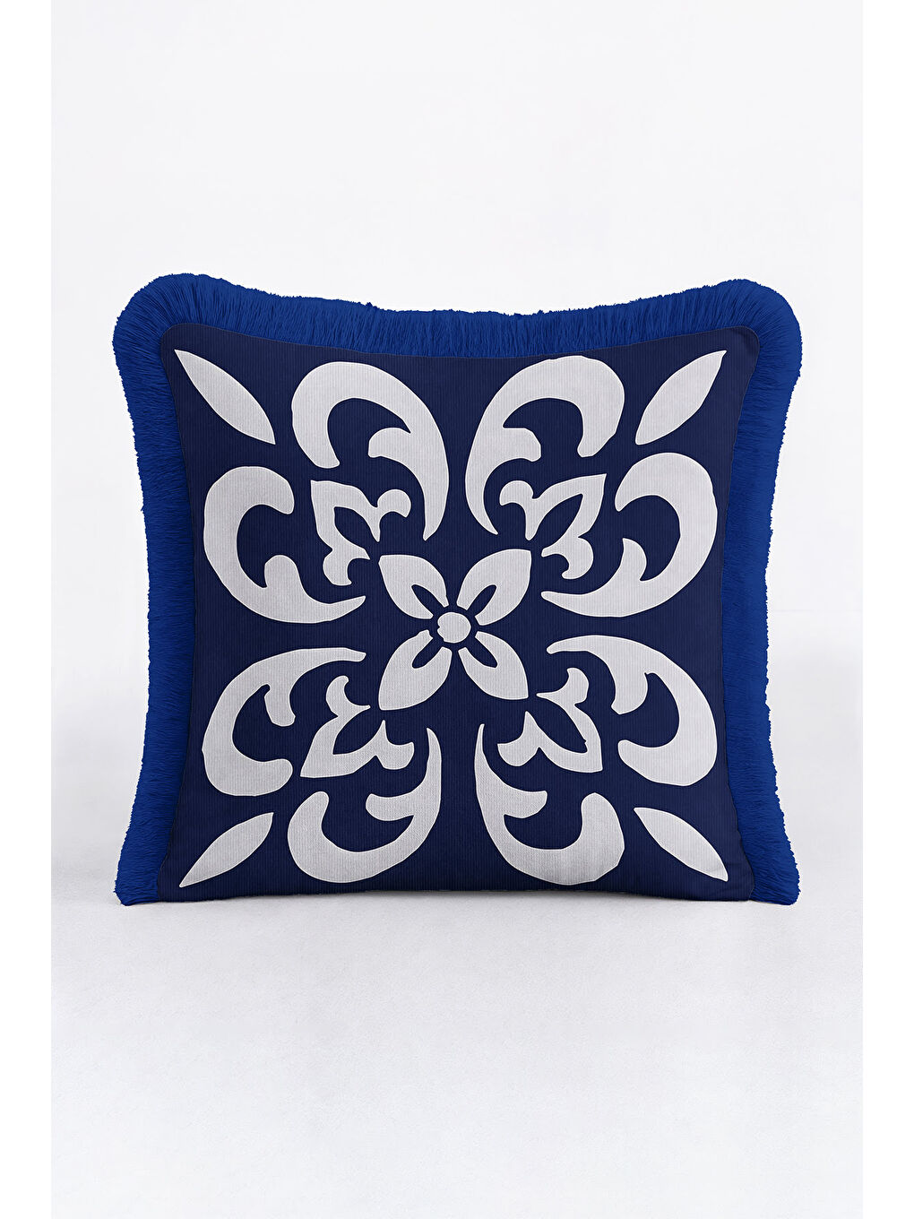Karışık Lüks Barok Motifli Saçaklı Yastık Kılıfı - Çiçek Formlu Klasik Lacivert Püsküllü Kırlent Kılıfı