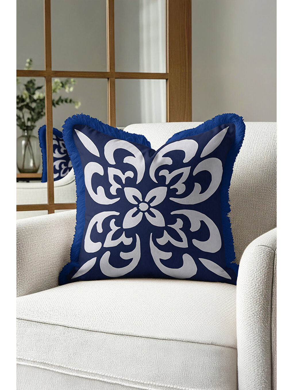 Karışık Lüks Barok Motifli Saçaklı Yastık Kılıfı - Çiçek Formlu Klasik Lacivert Püsküllü Kırlent Kılıfı-2