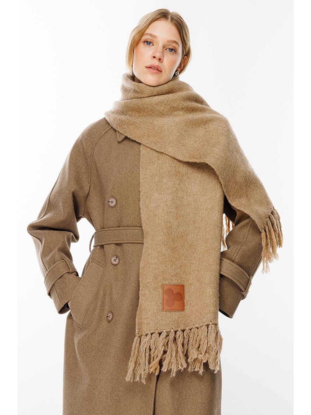 Kahverengi Şardonlu Camel Atkı