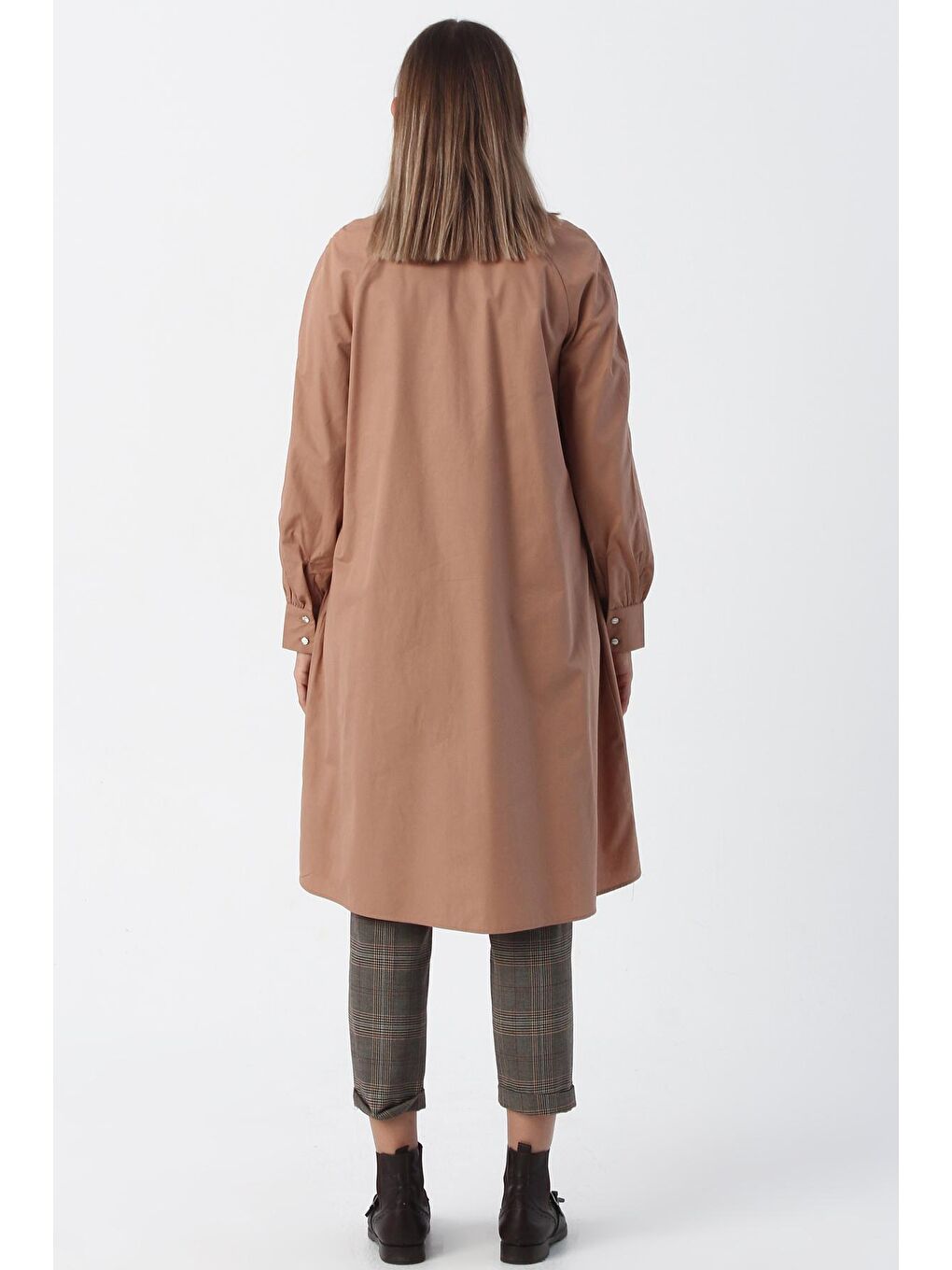 Kahverengi Toprak Hakim Yaka Yarım Patlı %100 Pamuklu Tunik-3