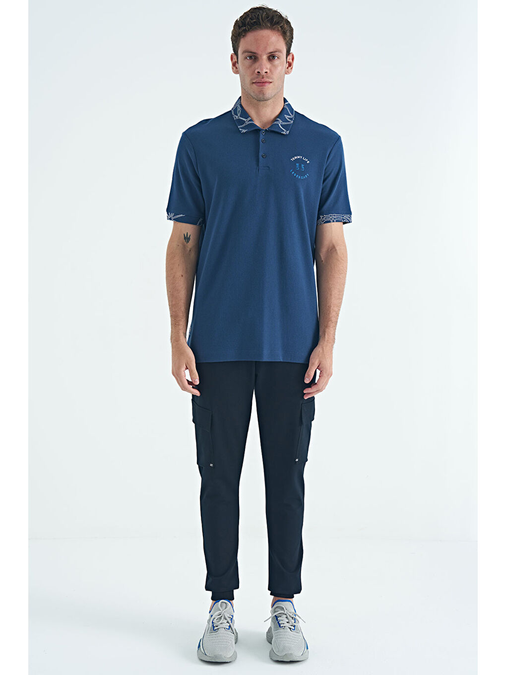 İndigo Yazı Nakışlı Baskı Detaylı Standart Kalıp Polo Yaka Erkek Tişört - 88239-2