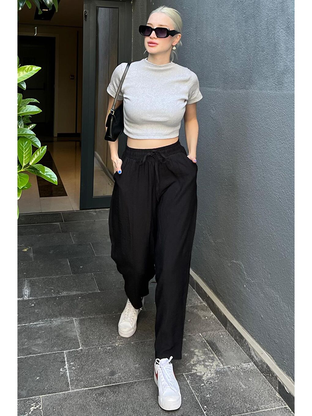 Siyah Beli Lastikli Balon Pantolon Mg1841