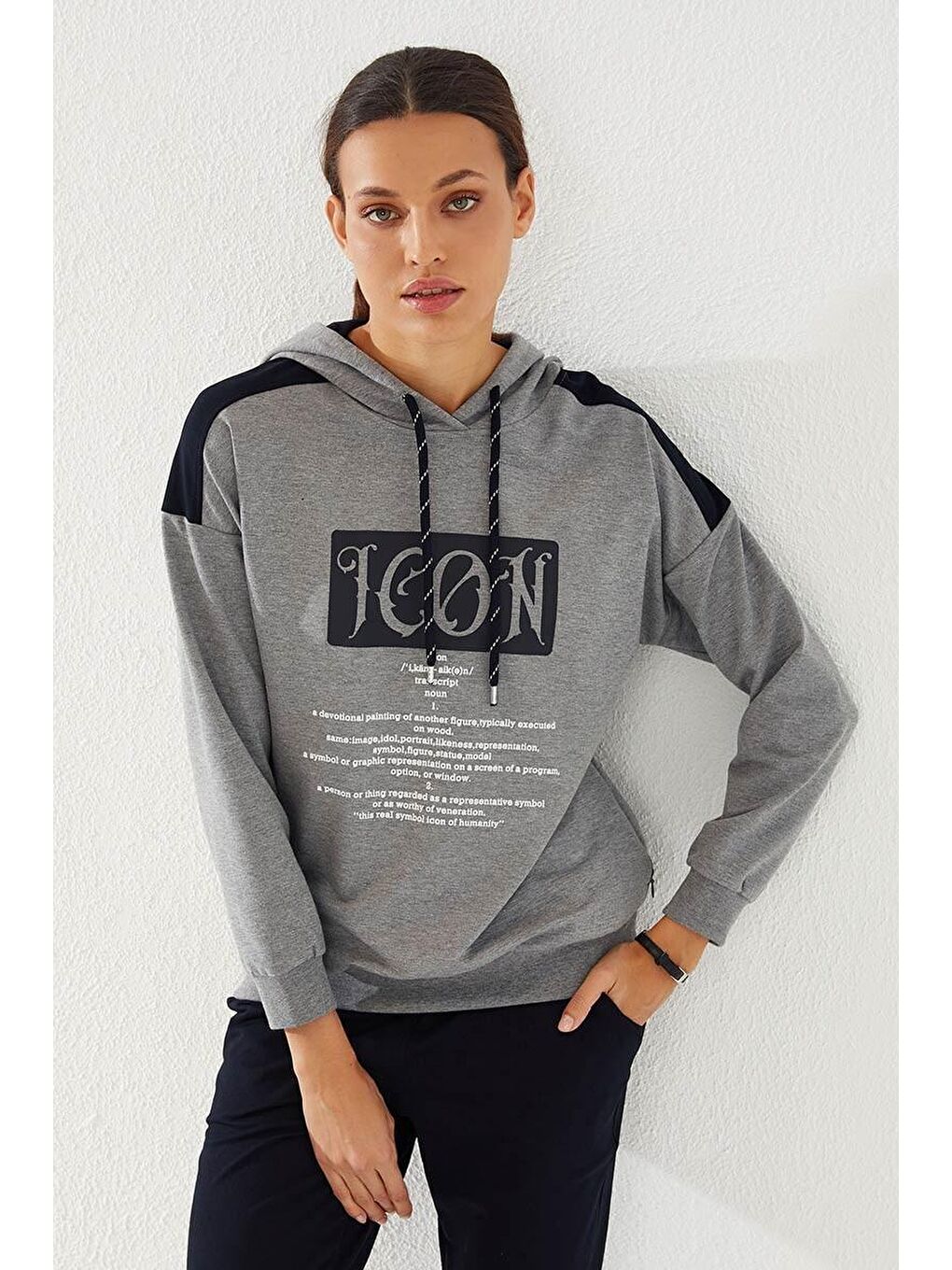 Gri Melanj - Lacivert Kapüşonlu Baskılı Rahat Form Lastik Paça Kadın Eşofman Takımı - 95266-3