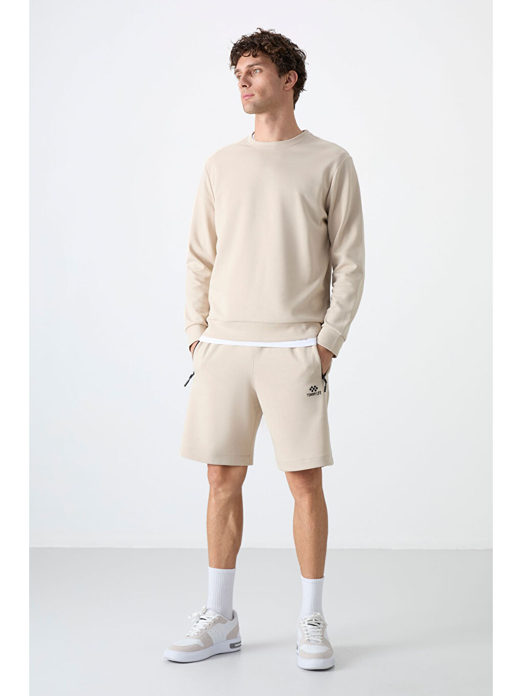 Bej Basic O Yaka Rahat Form Erkek Sweatshirt - 88053-8