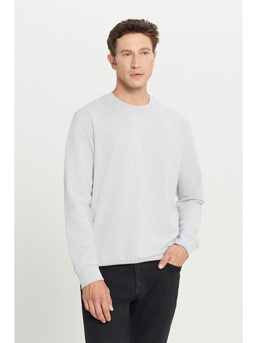 Erkek Gri Melanj Standart Fit Normal Kesim 2 İplik Recycle Pamuklu Bisiklet Yaka Sweatshirt