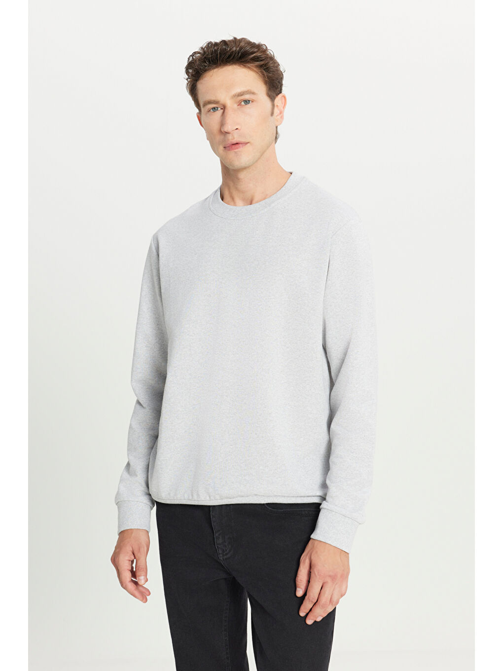 Erkek Gri Melanj Standart Fit Normal Kesim 2 İplik Recycle Pamuklu Bisiklet Yaka Sweatshirt-2