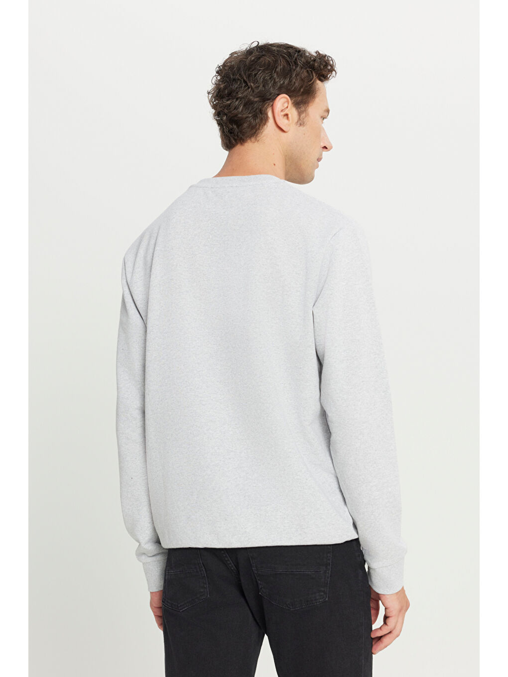 Erkek Gri Melanj Standart Fit Normal Kesim 2 İplik Recycle Pamuklu Bisiklet Yaka Sweatshirt-4