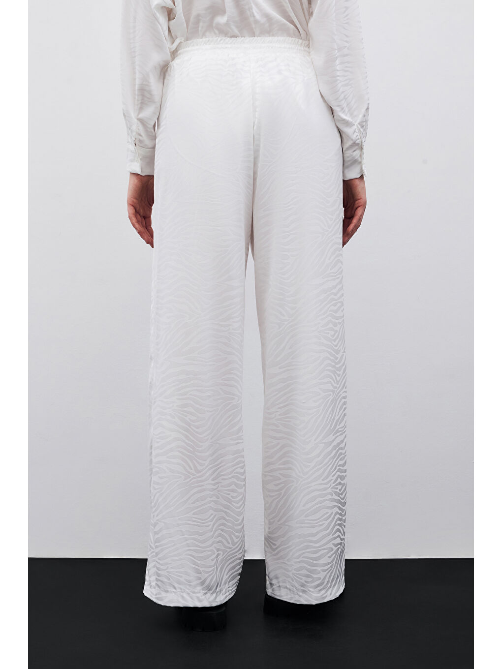 Zebra Desenli Salaş Pantolon - Ekru-4