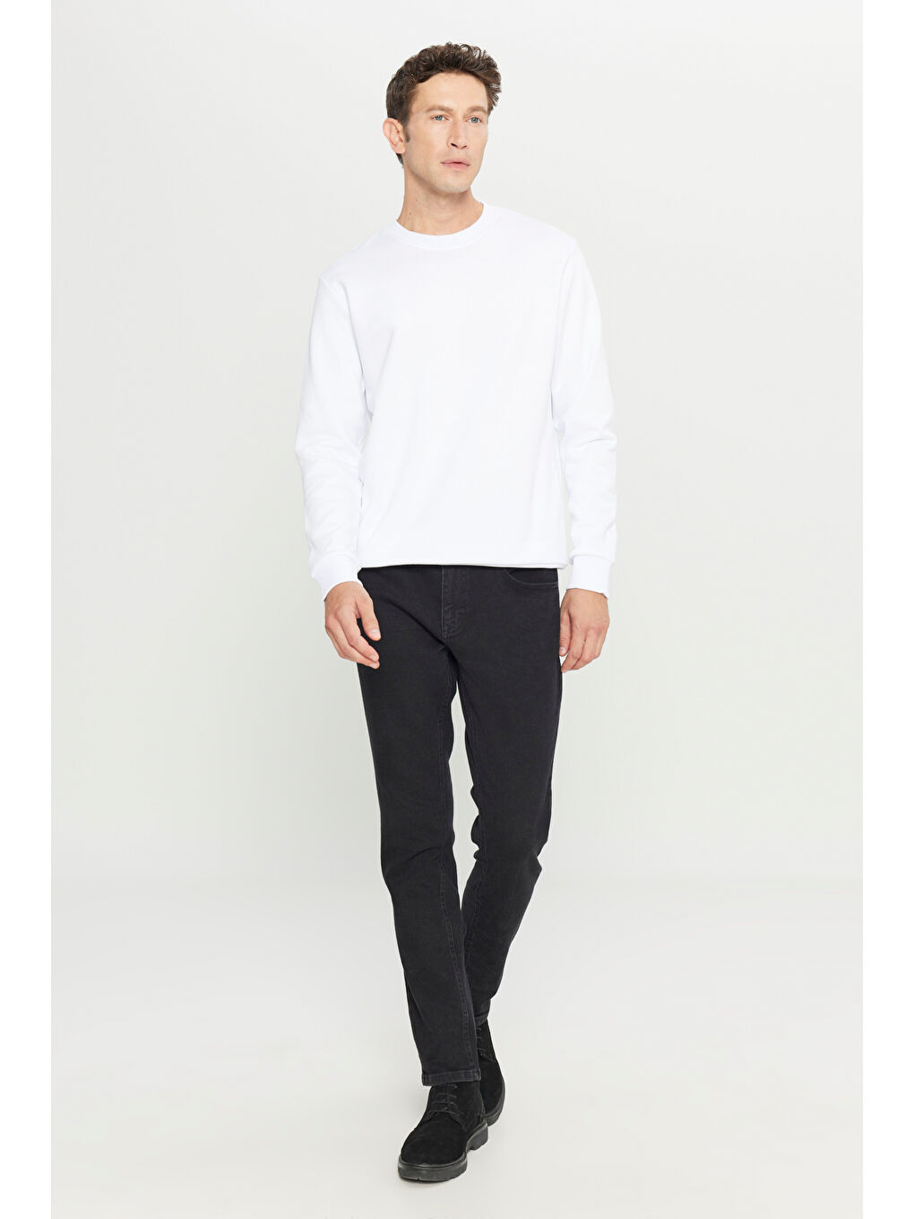 Erkek Beyaz Standart Fit Normal Kesim İçi Polarlı Bisiklet Yaka Sweatshirt-1