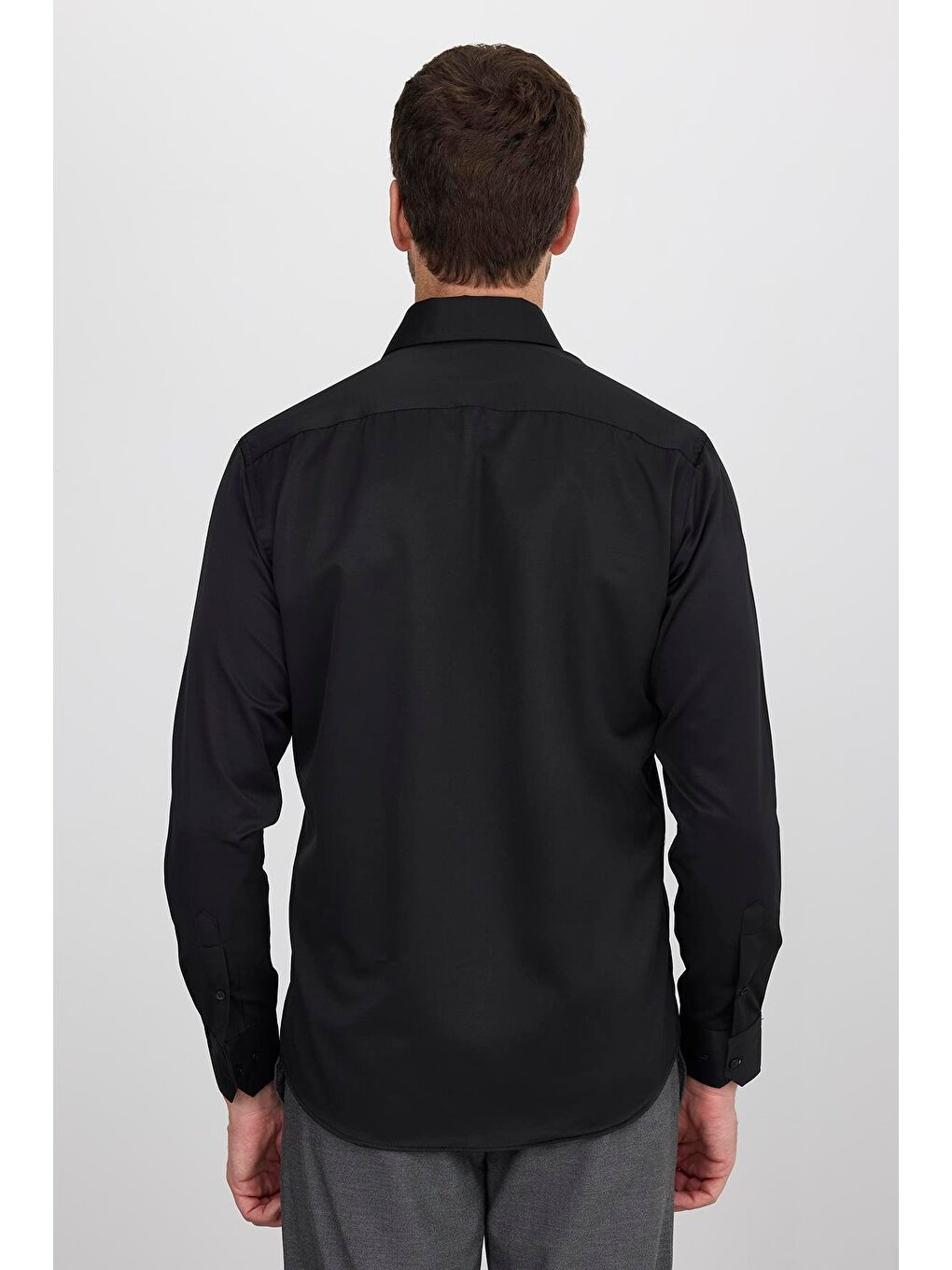 Erkek Regular Fit Klasik Kesim Pamuklu Düz Siyah Gömlek-6
