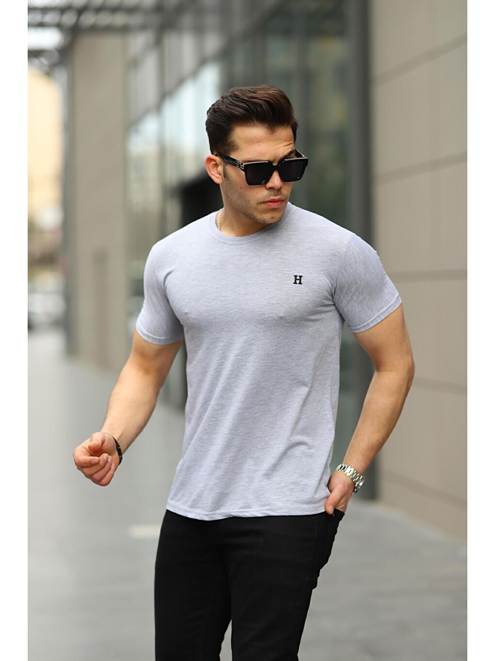 Gri Erkek H Nakış Desenli Oversize Tshirt