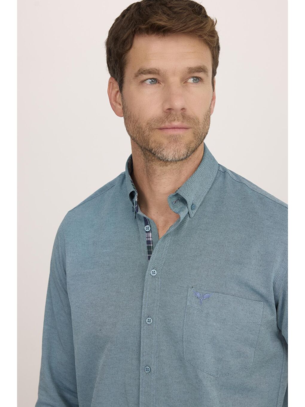 Erkek Regular Fit Klasik Kesim Pamuklu Oxford Doku Tek Cepli Yeşil Düğmeli Yaka Gömlek-1