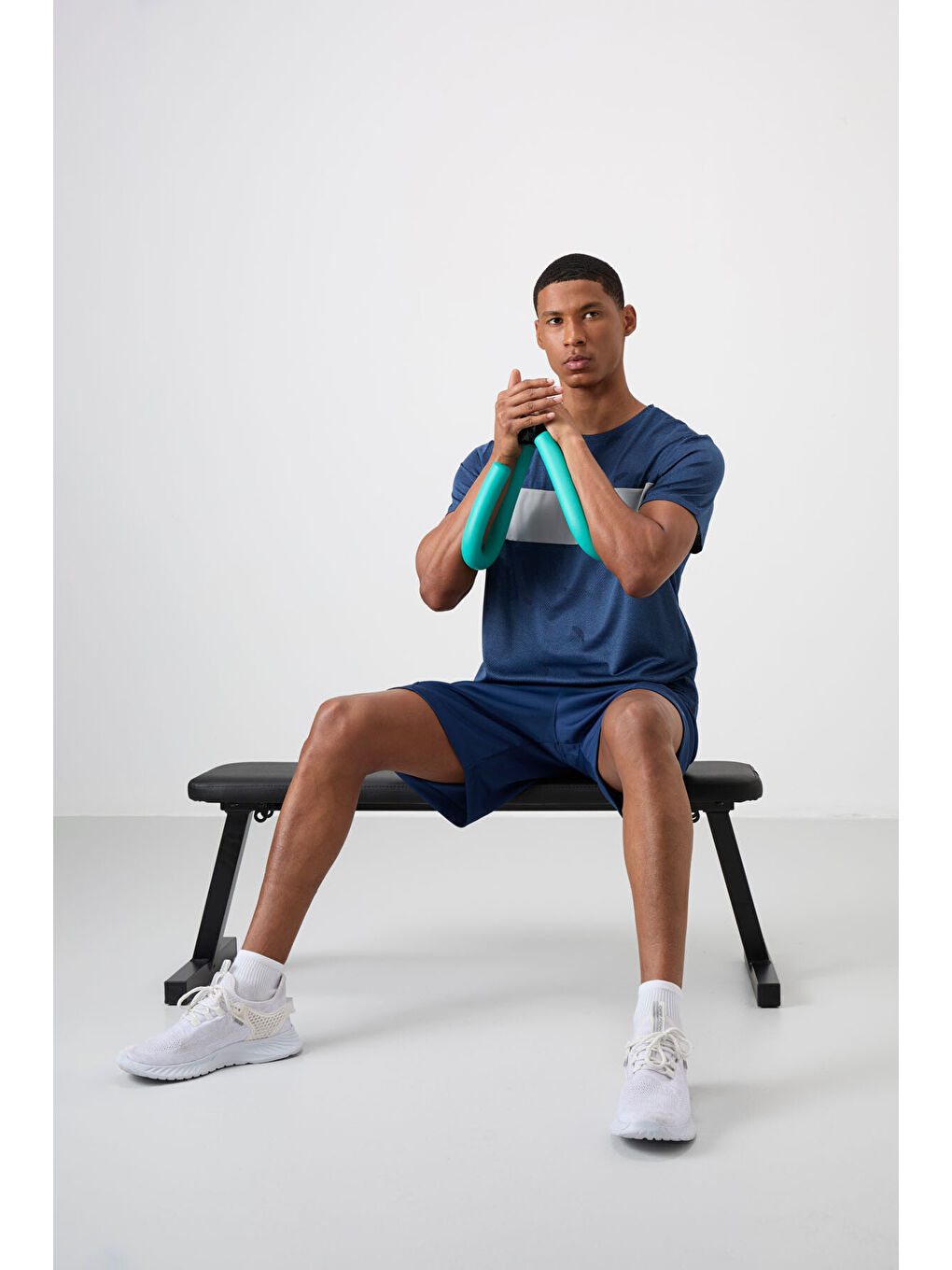 Mavi Parlament Polyester Nefes Alan Jakarlı İnce Esnek Standart Fit Erkek Performans Tişört - 88398-1