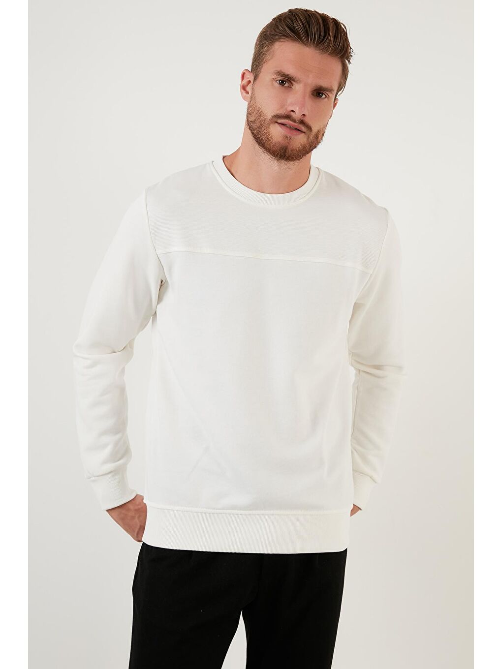 Ekru Pamuklu Bisiklet Yaka Slim Fit Sweat 5905033-2