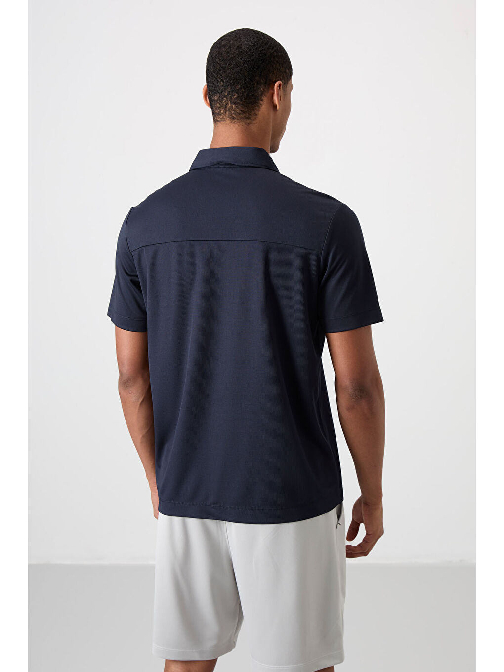 Lacivert Polyester Nefes Alan Dokulu İnce Esnek Standart Fit Polo Yaka Erkek Performans Tişört - 8-8