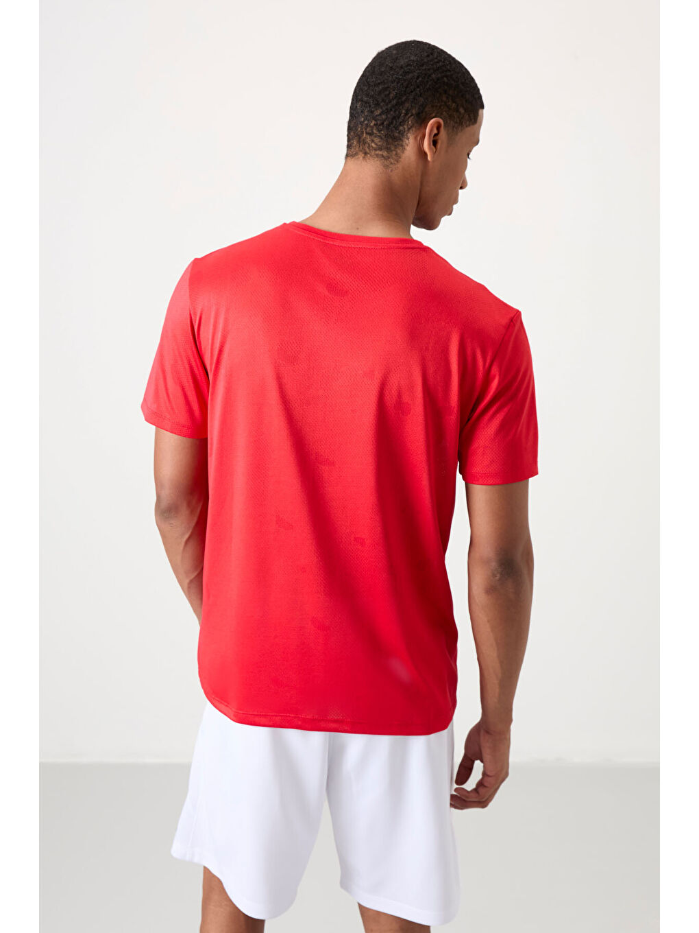 Kırmızı Polyester Nefes Alan Jakarlı İnce Esnek Standart Fit Erkek Performans Tişört - 88398-8