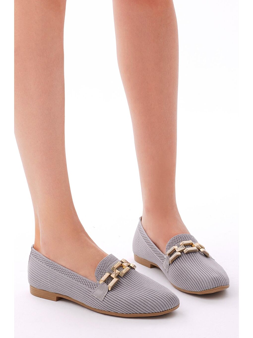 Kadın Gri Rahat Kalıp Tokalı Örgü Babet