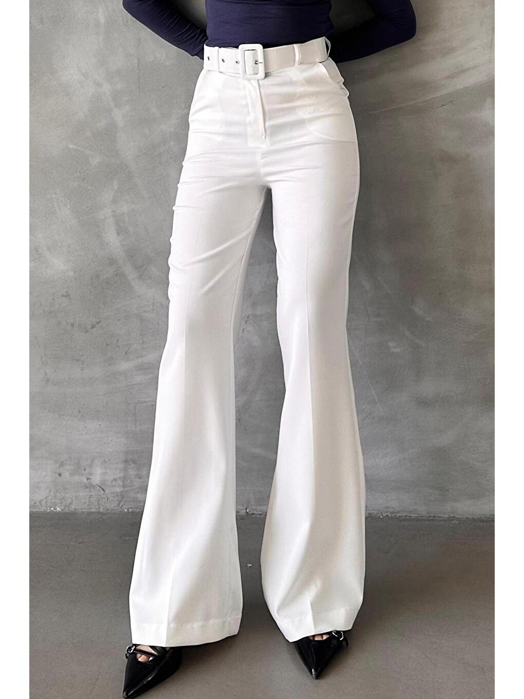 Beyaz İspanyol Paça Kadın Kumaş Pantolon Mg2303-2