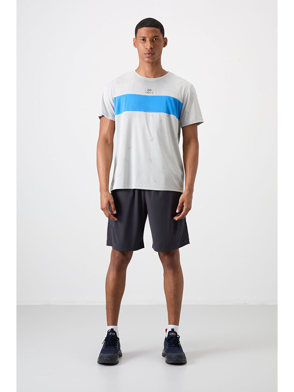 Bej Taş Polyester Nefes Alan Jakarlı İnce Esnek Standart Fit Erkek Performans Tişört - 88398-2