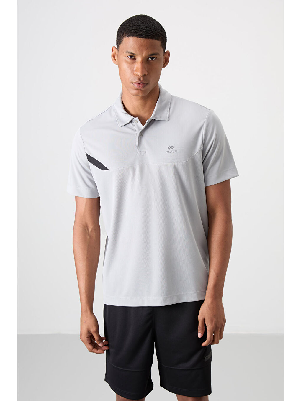 Gri Polyester Nefes Alan Dokulu İnce Esnek Standart Fit Polo Yaka Erkek Performans Tişört - 88402-6