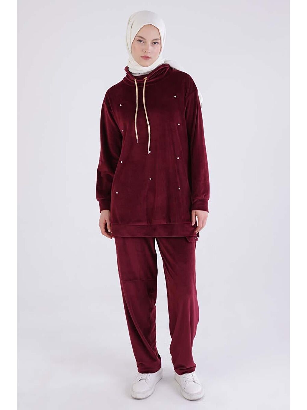 Bordo-Taş Ve Boncuk İşlemeli Kadife Eşofman Takım
